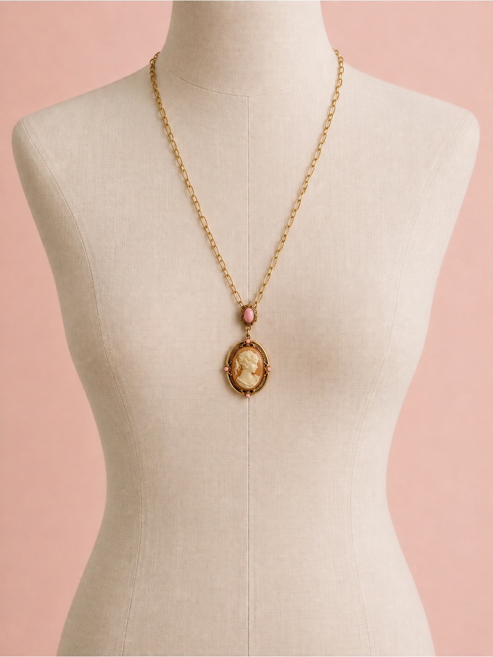 Cameo Pendant Necklace with Pink Accents Brand 1928
